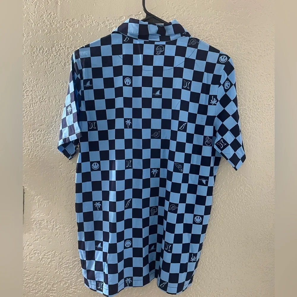NWT Hurley Blue Checkered Short Sleeve‎ Button up  Boy’s Shirt Size 18-20